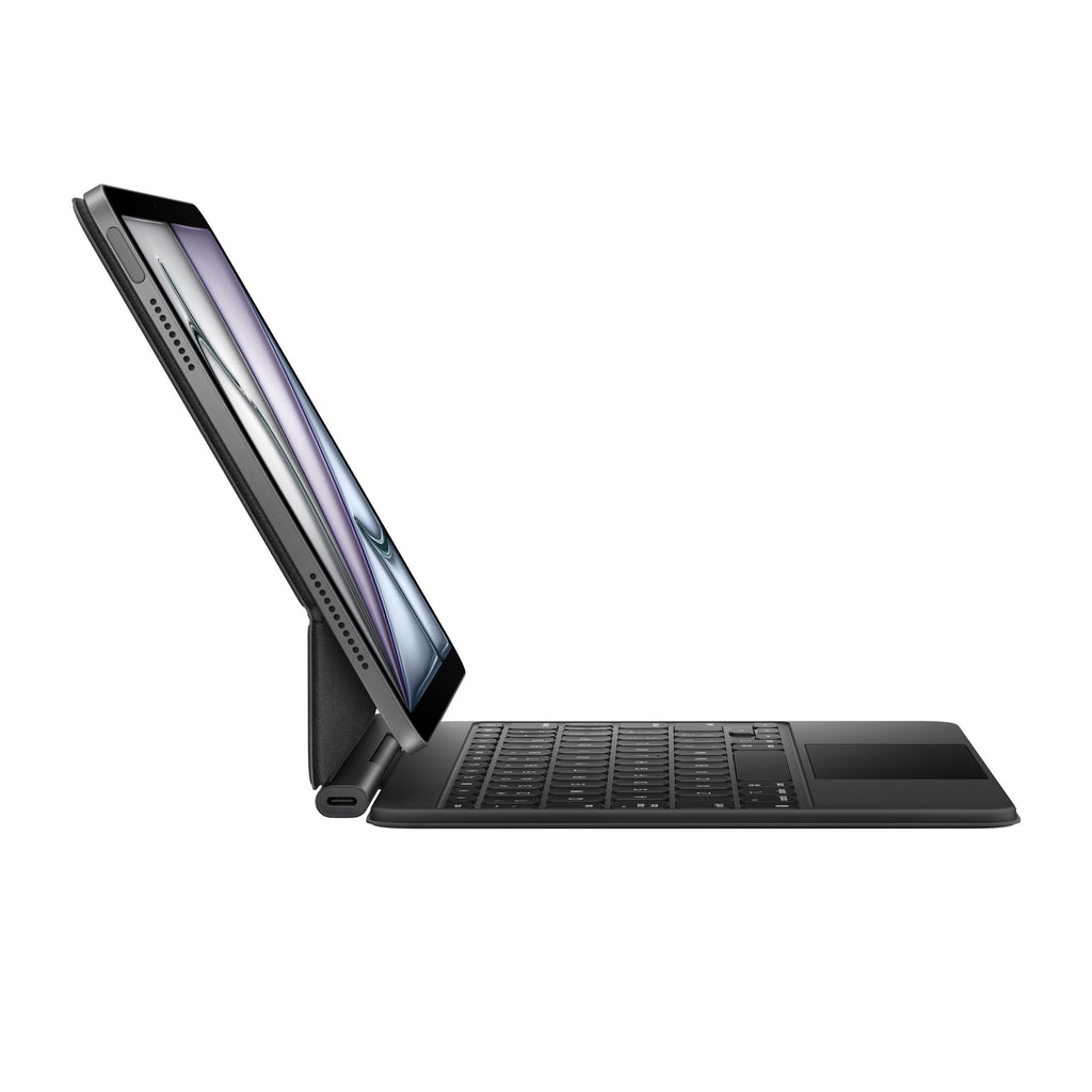 Magic Keyboard 11" – Nero – Layout Italiano, con trackpad integrato e design professionale.

Tastiera Apple Magic Keyboard 11" nera: scrittura fluida, struttura solida, stile elegante.

Versione nera 11": ideale per trasformare l’iPad Air in una vera postazione di lavoro  img-4 mazzotta.store.