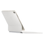 Magic Keyboard 11" – Bianco – Layout Italiano, luminosa e moderna, con trackpad integrato.

Tastiera Apple Magic Keyboard 11" bianca: design pulito e digitazione confortevole.

Variante bianca 11": perfetta per un setup minimal e raffinato. mazzotta.store