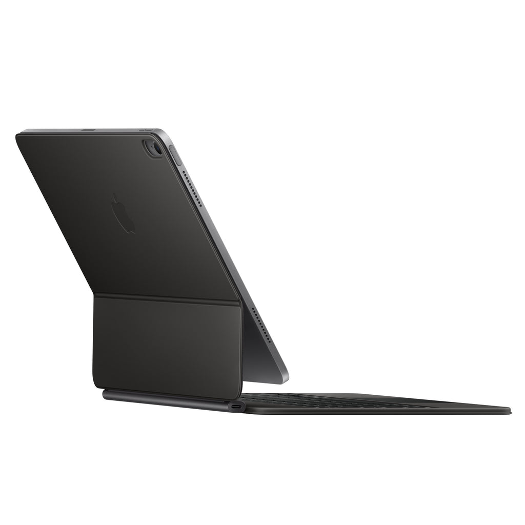 Magic Keyboard 13" – Nero – Layout Italiano, ampia e stabile, con trackpad integrato.

Tastiera Apple Magic Keyboard 13" nera: ideale per produttività avanzata e uso professionale.

Variante nera 13": massima precisione e look tecnico MAZZOTTA.