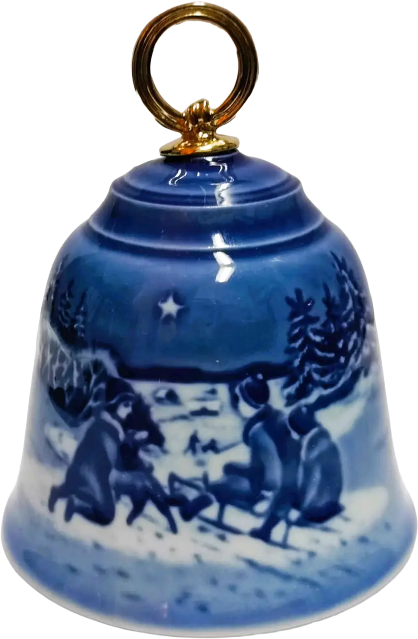 Campanella d Natale Bing & Grøndahl diametro 7 CM · Altezza 9 cm Bianco; Blu; Oro · Jørgen Nielsen · Giro in Slitta sulla Neve · B&G-C-BELL-2014