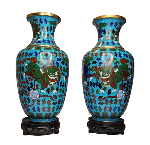 Vaso esagonale Ginger Jar in porcellana cinese, motivi floreali policromi. Marchio Made in Macau, scritta  Qing “清德裕製”, anni ’50–’70, mazzotta.