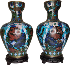 Vaso Cloisonné coppia di vasi con fiori di peonia su fondo azzurro e basi in legno - mazzotta.store