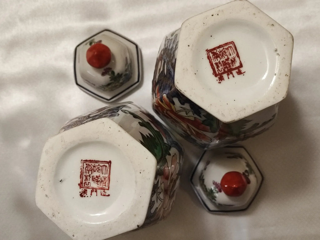 Vaso da zenzero (Ginger Jar) esagonale in porcellana – marchio evocativo Qing, made in Macao