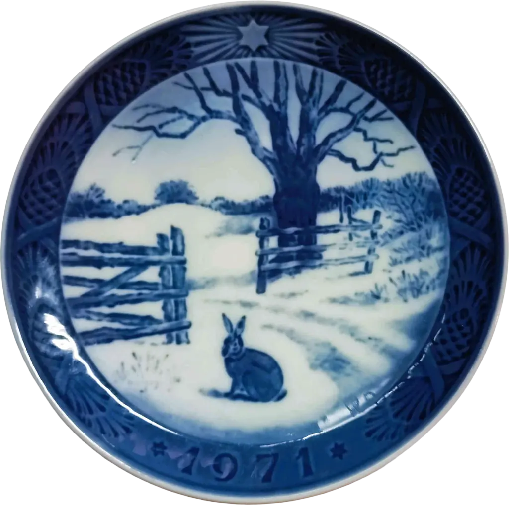 Piatto di Natale Royal Copenhagen diametro 18 cm · Blu; Bianco · Kaj Lange · Lepre in inverno · RC-CP-1971