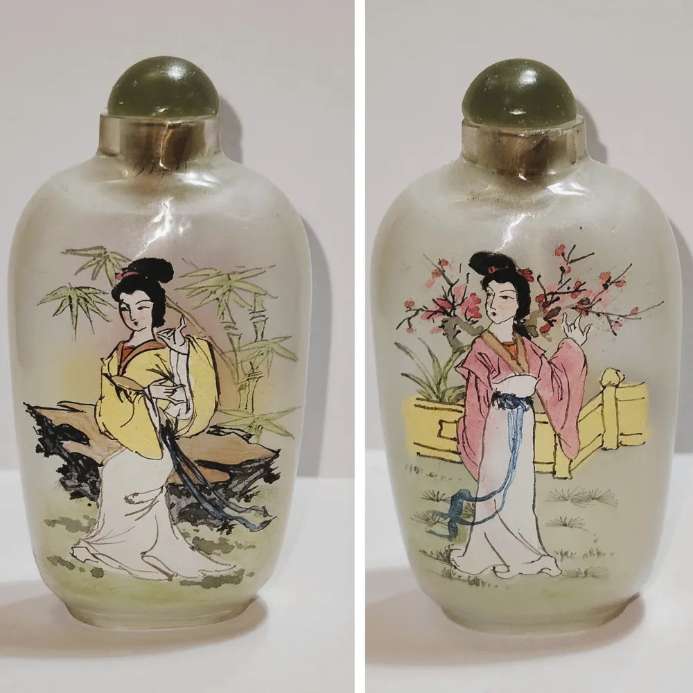 Snuff Bottle in Vetro Dipinta a Mano – Pittura Interna con Soggetti Tradizionali Cinesi