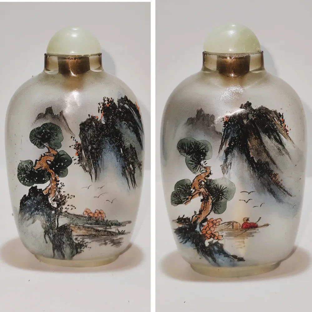 Snuff Bottle in Vetro Dipinta a Mano – Pittura Interna con Soggetti Tradizionali Cinesi