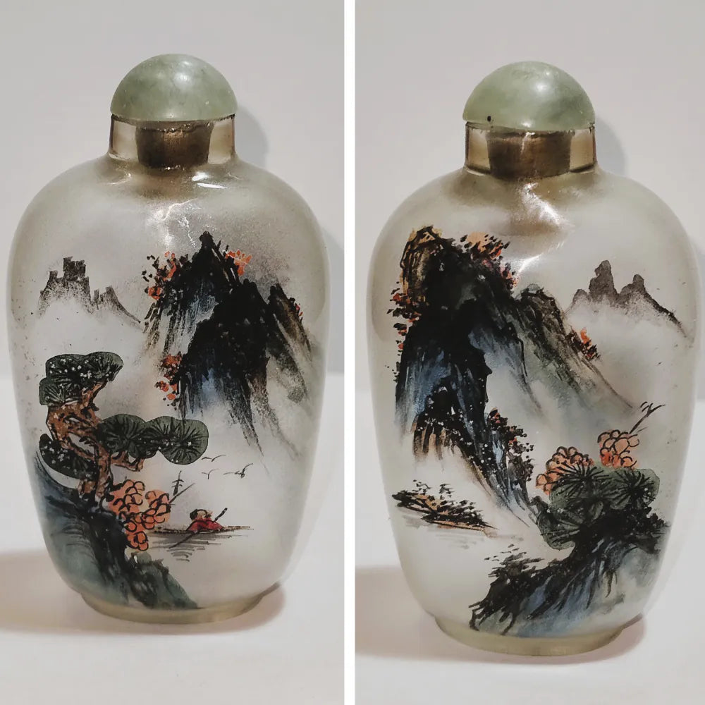Snuff Bottle in Vetro Dipinta a Mano – Pittura Interna con Soggetti Tradizionali Cinesi