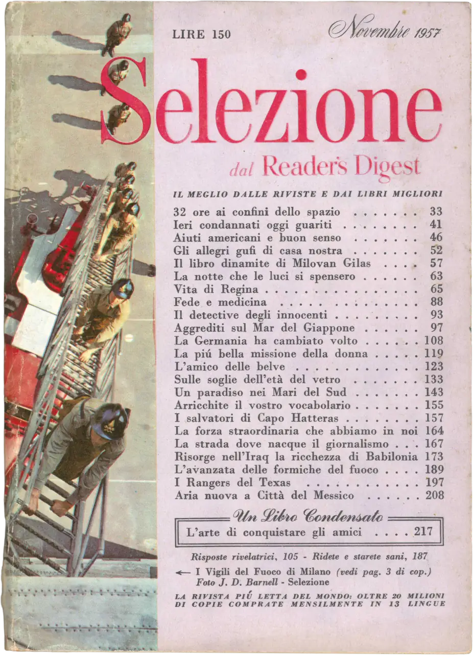 Copertina della rivista Selezione dal Reader's Digest di novembre 1957. A sinistra, una fotografia dei Vigili del Fuoco di Milano impegnati su una scala aerea. A destra, il sommario con titoli su Dale Carnegie, l'Iraq e l'esplorazione dello spazio. Prezzo 150 Lire.